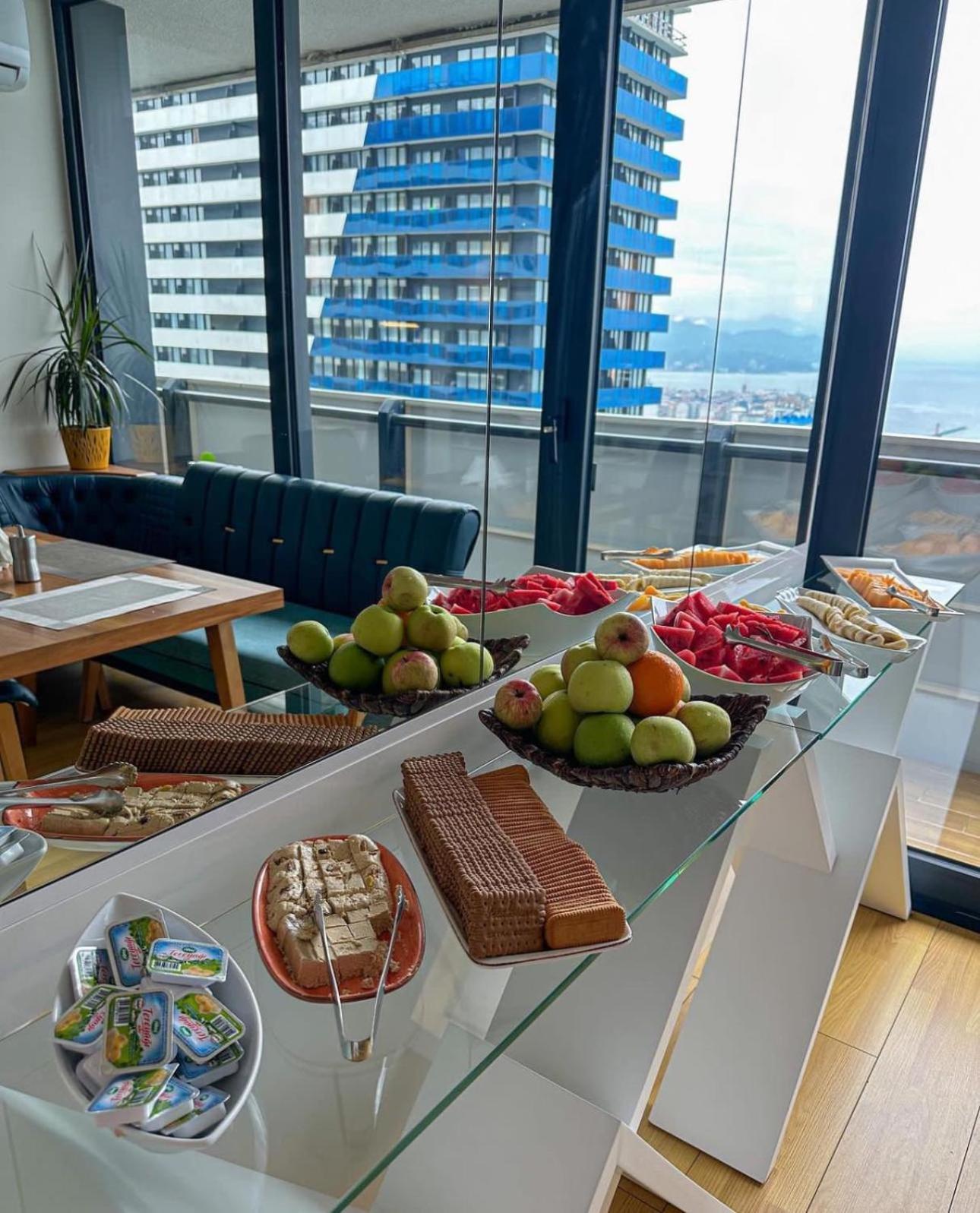Luxury Panorama Sea View Apartment & Central Batumi Exterior photo
